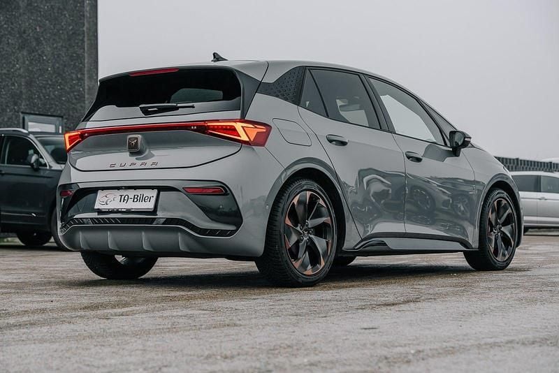 Brugt Cupra Born High 150 kW (204 HK) 2021 Gråmetal Hatchback