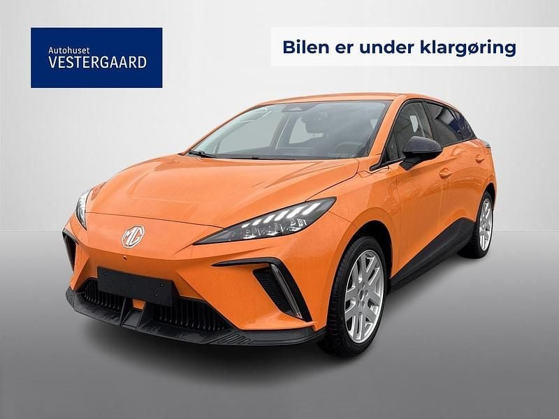 Orange Ny 2025 MG MG4 EV Luxury Hatchback | 194.700 kr. (God pris) - Billede 1/4