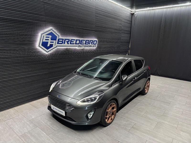 Hvidmetal Brugt 2018 Ford Fiesta Titanium Hatchback | 99.500 kr. (Dyr) - Billede 1/4