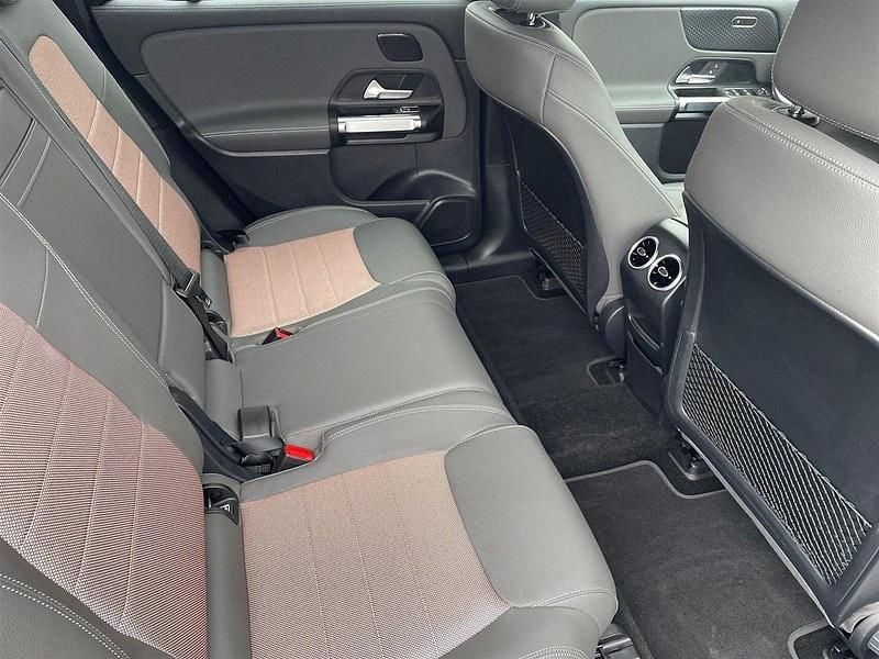 Brugt Mercedes EQB250+ Electric Art 139 kW (190 HK) 2024 Sort SUV