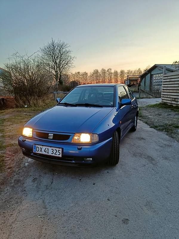 Brugt 1997 Seat Cordoba Hatchback | 25.000 kr. - Billede 1/4