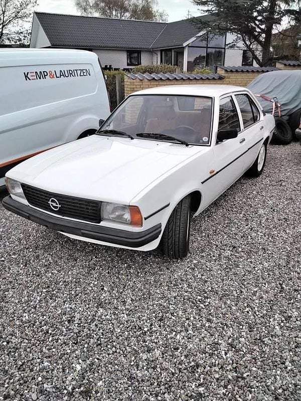 Brugt 1978 Opel Ascona S Sedan | 65.000 kr. - Billede 1/4