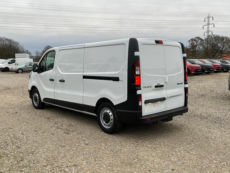 Ny Renault Trafic 150 HK (110 kW) 2026 Hvid MPV