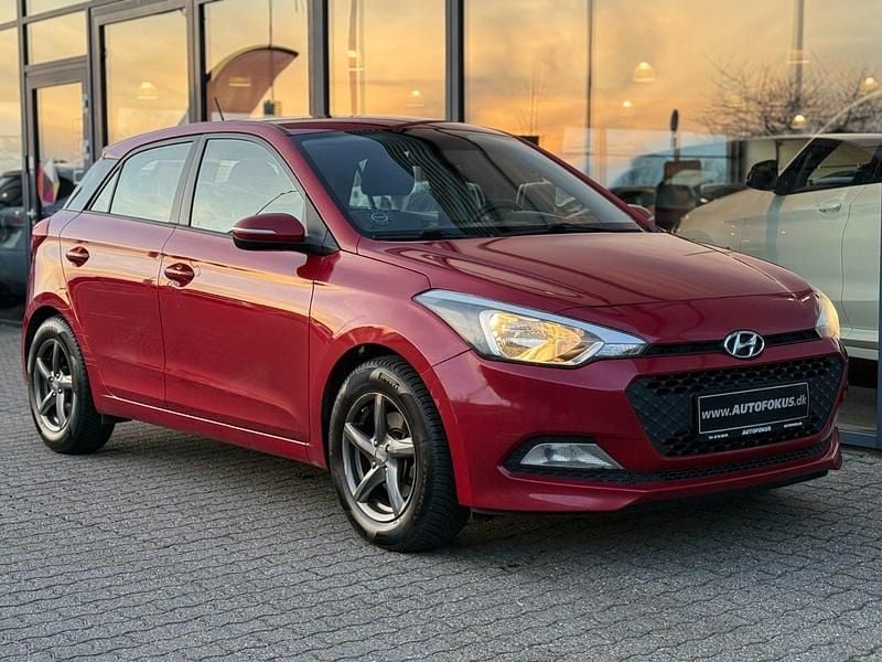 Rød Brugt 2015 Hyundai i20 Active Hatchback | 39.700 kr. (Fair pris) - Billede 1/4