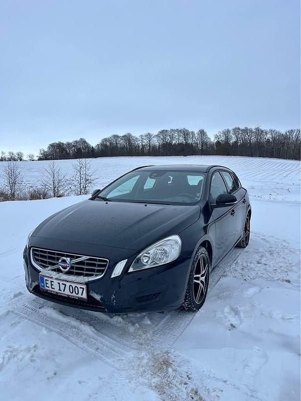 Brugt Volvo V60 180 HK (132 kW) 2024 Stationcar