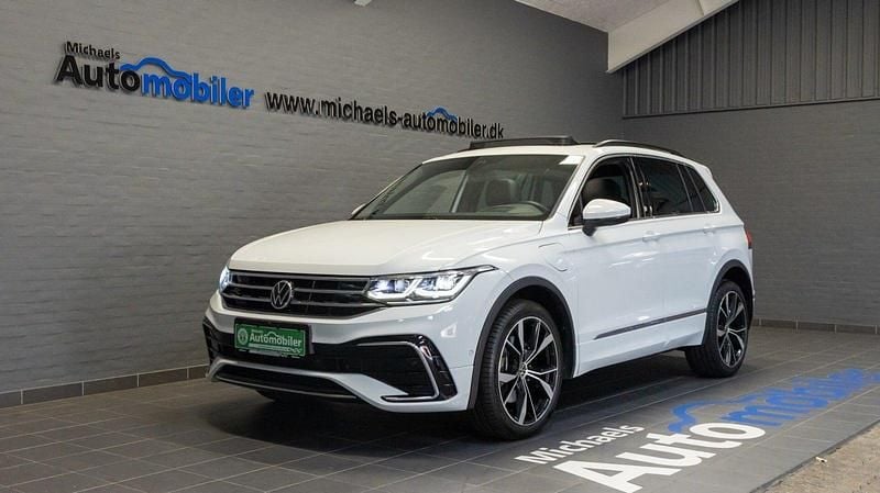 Hvid Brugt 2021 VW Tiguan R-line SUV | 429.900 kr. - Billede 1/4
