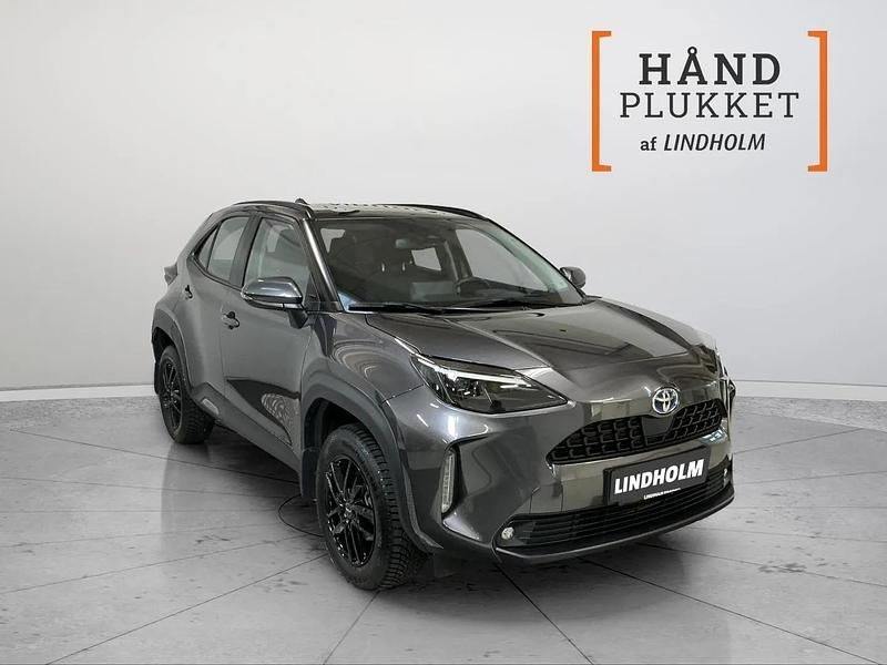 Koksmetal Brugt 2023 Toyota Yaris Hybrid Active | 234.900 kr. (Fair pris) - Billede 1/3