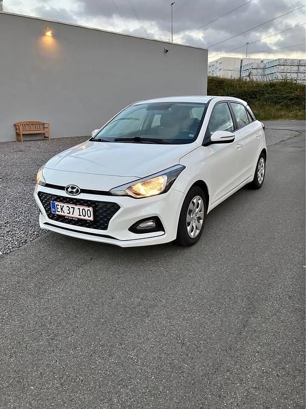 Hvid Brugt 2019 Hyundai i20 Hatchback | 95.000 kr. (God pris) - Billede 1/4
