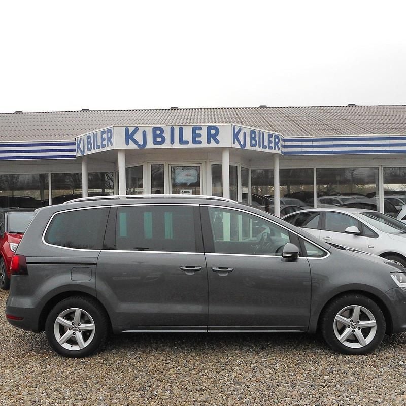 Brugt 2018 VW Sharan Highline MPV | 329.800 kr. - Billede 1/4