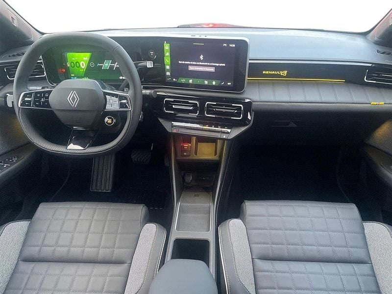 Ny Renault 4 E-Tech Iconic 110 kW (150 HK) 2026 Sortmetal SUV