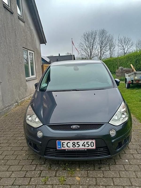 Brugt Ford S-MAX S 140 HK (102 kW) 2010 MPV