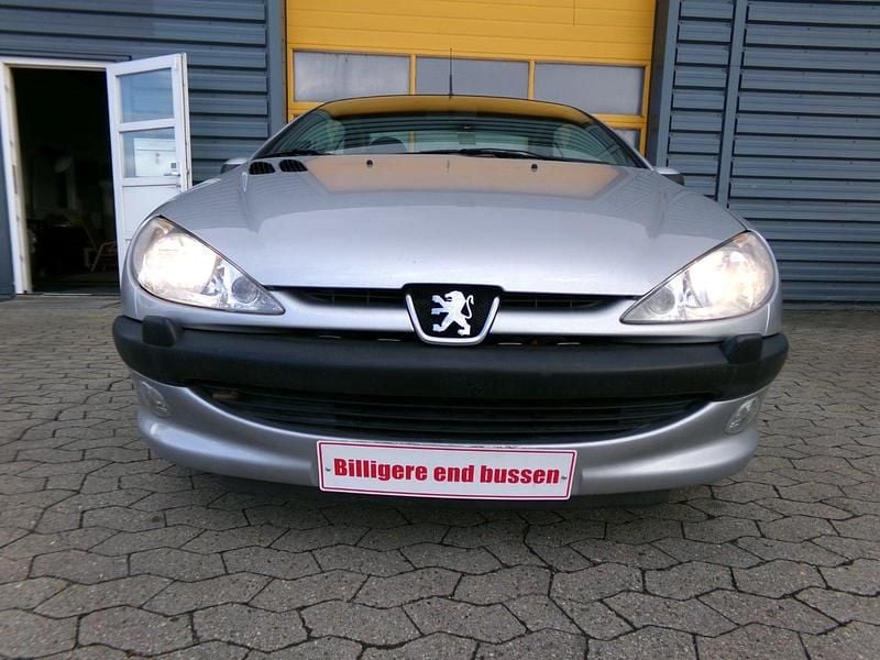 Brugt 2001 Peugeot 206 CC Cabriolet | 16.999 kr. (Super pris) - Billede 1/4