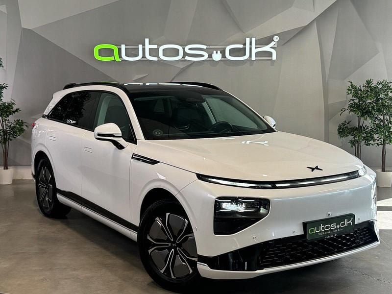 Perlemorshvid Brugt 2023 XPENG G9 SUV | 379.000 kr. (God pris) - Billede 1/4
