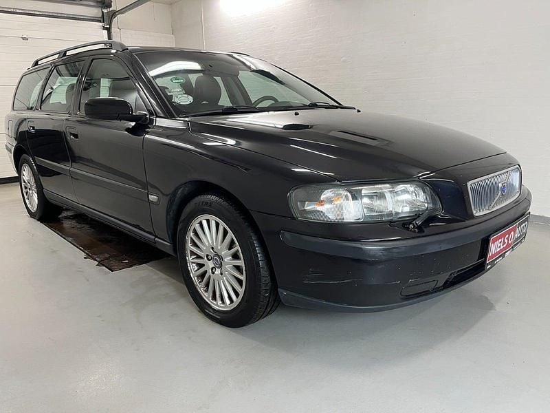 Brugt Volvo V70 Business Edition 140 HK (102 kW) 2003 Sortmetal Stationcar