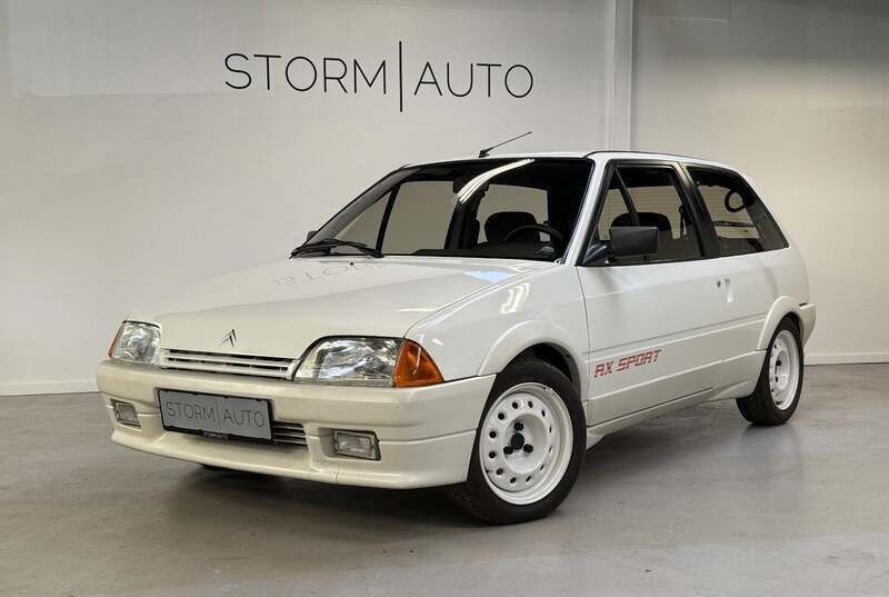 Hvid Brugt 1989 Citroën AX Hatchback | 134.900 kr. - Billede 1/4