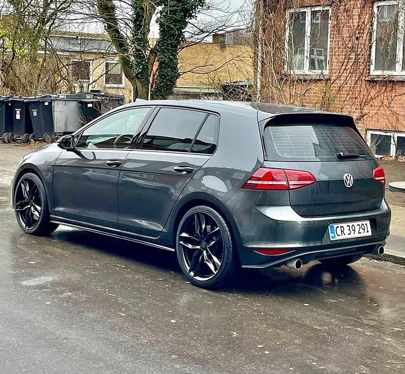 Sort Brugt 2014 VW Golf VII GTI Stationcar | 150.000 kr. - Billede 1/4