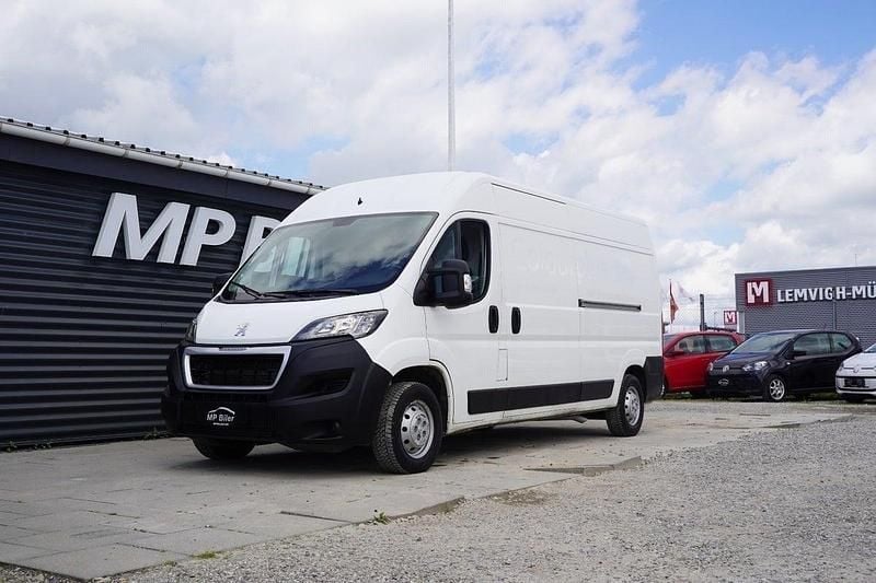 Hvid Brugt 2019 Peugeot Boxer Premium Van | 159.900 kr. - Billede 1/4