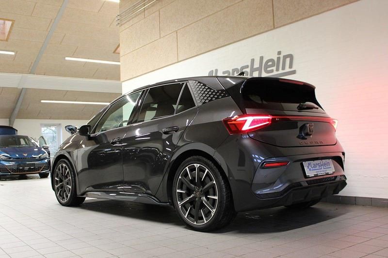 Brugt Cupra Born e-Boost 169 kW (231 HK) 2022 Koksmetal Hatchback
