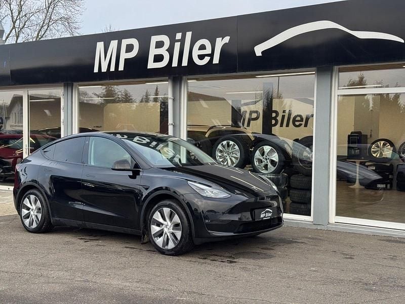 Sort Brugt 2023 Tesla Model Y Long Range AWD SUV | 264.900 kr. (Fair pris) - Billede 1/4