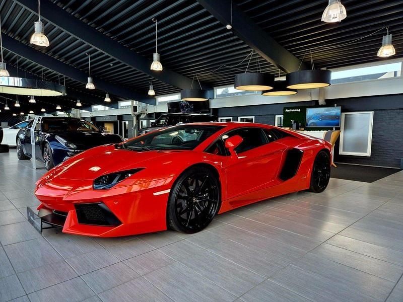 Brugt Lamborghini Aventador 700 HK (514 kW) 2013 Orangemetal Coupe