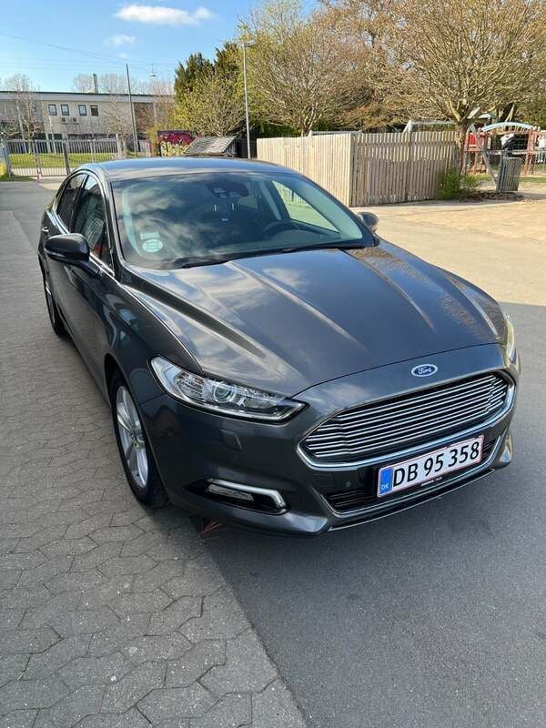 Grå Brugt 2016 Ford Mondeo Titanium Hatchback | 109.900 kr. (Super pris) - Billede 1/4
