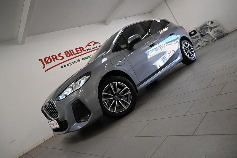 Gråmetal Brugt 2023 BMW 225 Active Tourer M Sport MPV | 289.800 kr. (Fair pris) - Billede 1/4