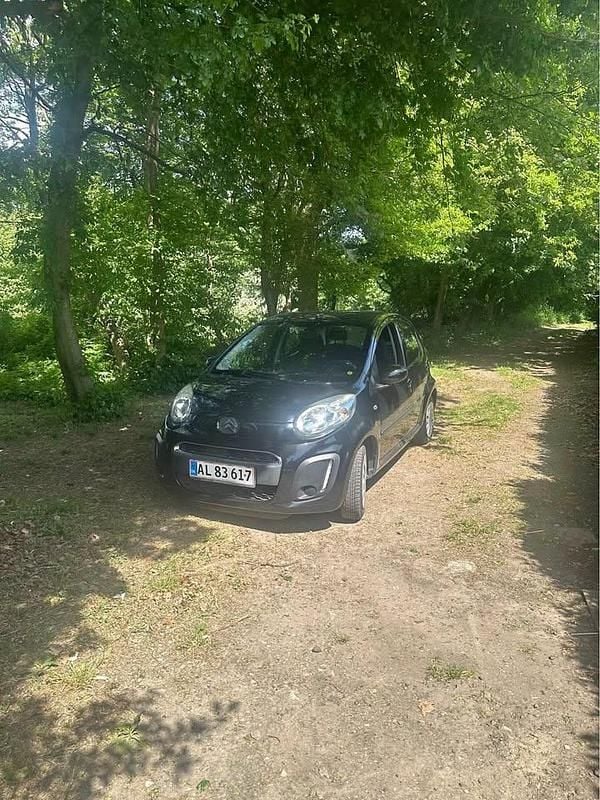 Sort Brugt 2014 Citroën C1 Hatchback | 28.000 kr. (Fair pris) - Billede 1/4