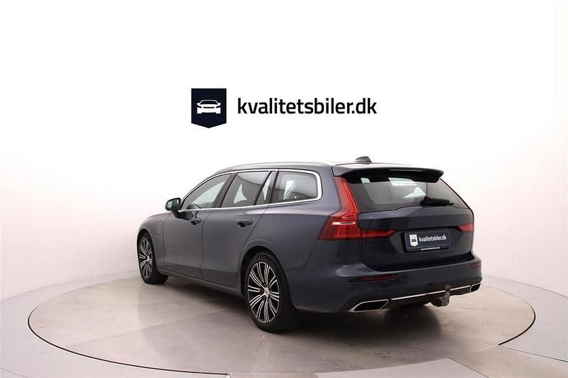 Brugt Volvo V60 Inscription 340 HK (250 kW) 2022 Lysblå Stationcar