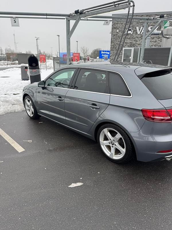 Brugt Audi A3 Sportback Comfort 150 HK (110 kW) 2017 Koks grå Hatchback