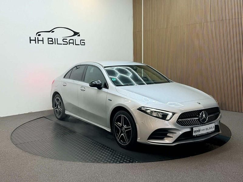 Brugt Mercedes A250 AMG line 218 HK (160 kW) 2020 Sølvmetal Sedan
