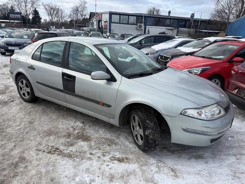 Brugt Renault Laguna II Authentique 110 HK (80 kW) 2002 Grå Hatchback