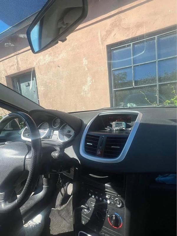 Brugt 2008 Peugeot 207 Sedan | 28.000 kr. - Billede 1/4