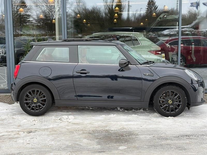 Brugt Mini Cooper SE Premium Plus 135 kW (184 HK) 2023 Sort Hatchback