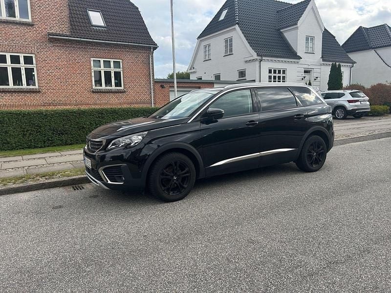 Sort Brugt 2018 Peugeot 5008 Allure SUV | 169.900 kr. (Fair pris) - Billede 1/4