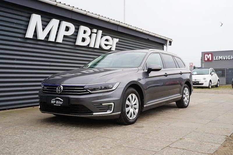 Gråmetal Brugt 2016 VW Passat Highline Stationcar | 159.900 kr. (Dyr) - Billede 1/4
