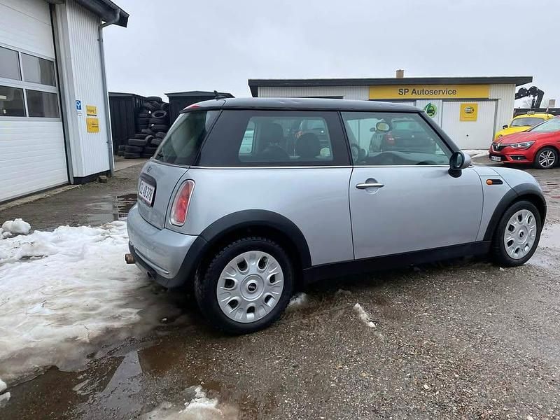 Brugt Mini ONE 90 HK (66 kW) 2006 Hatchback