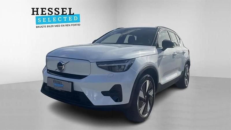 Hvid Brugt 2023 Volvo XC40 Core SUV | 289.900 kr. (God pris) - Billede 1/4