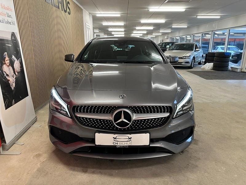 Brugt Mercedes CLA220 Shooting Brake AMG line 177 HK (130 kW) 2018 Gråmetal Stationcar