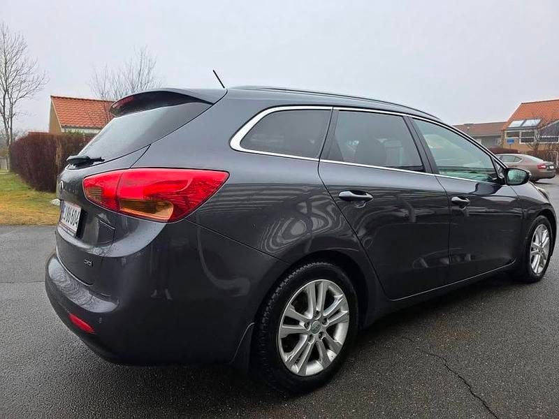 Brugt Kia Ceed 128 HK (94 kW) 2013 Grå Hatchback