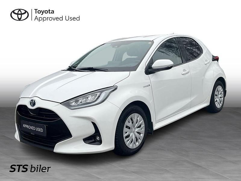 Brugt Toyota Yaris H3 116 HK (85 kW) 2021 Pure white Hatchback