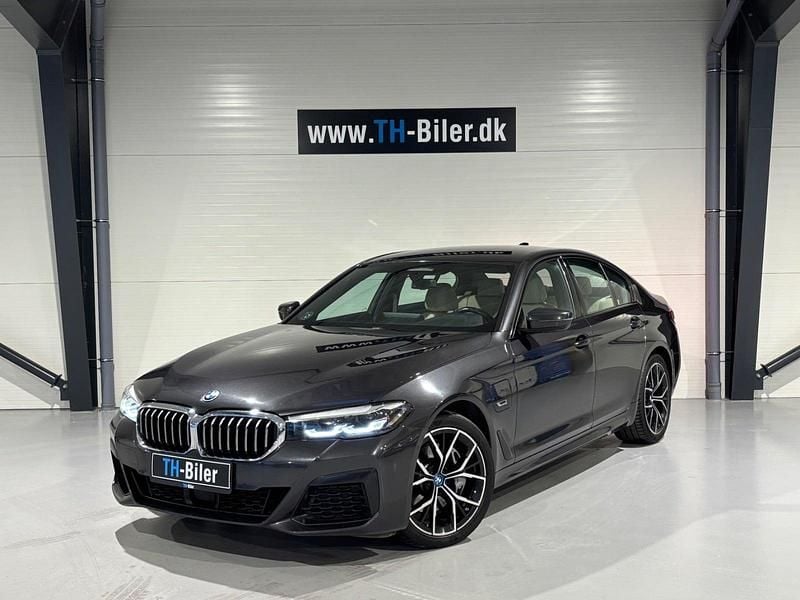 Brugt 2021 BMW 545e M Sport Sedan | 349.900 kr. - Billede 1/4