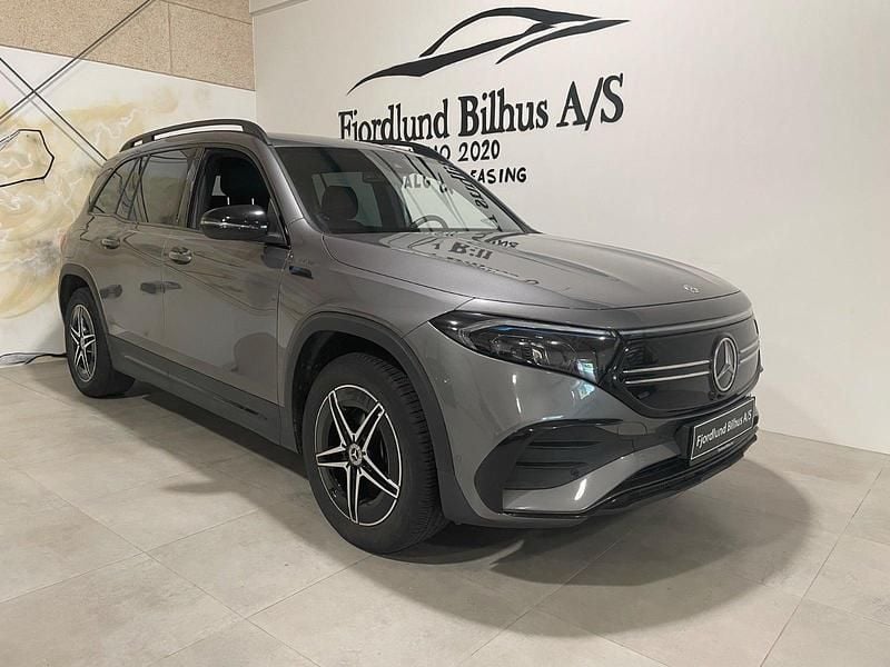 Gråmetal Brugt 2023 Mercedes EQB250 AMG line SUV | 279.900 kr. - Billede 1/4