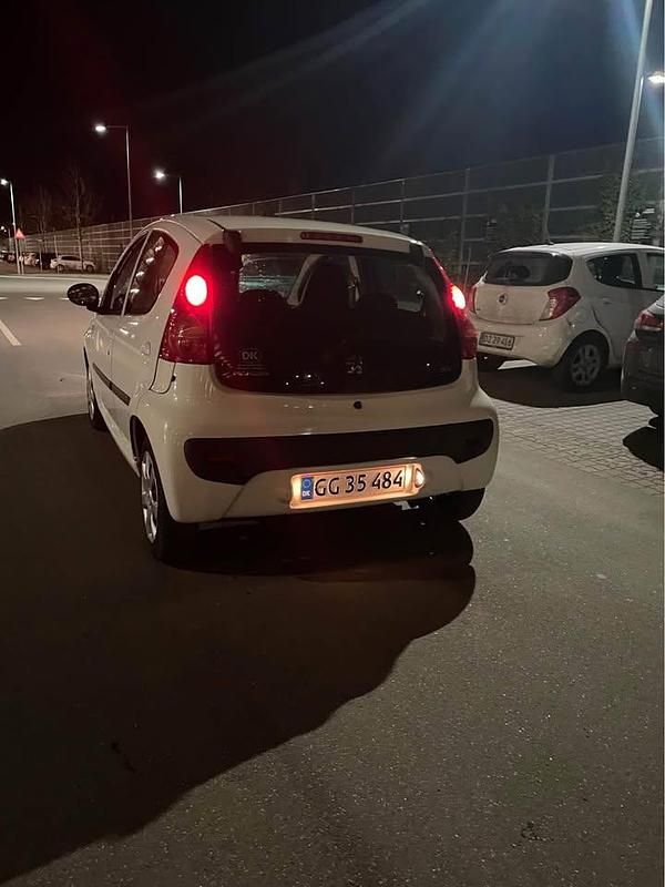 Brugt Peugeot 107 2011 Hatchback