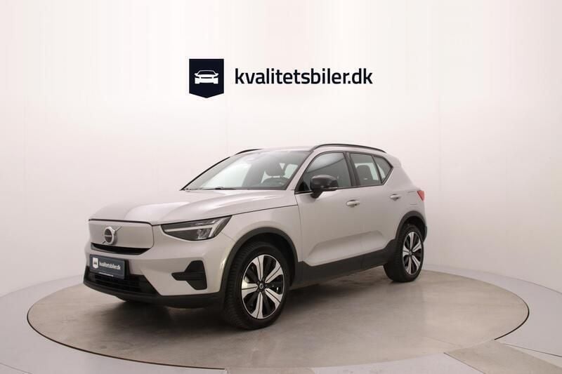 Sølvmetal Brugt 2023 Volvo XC40 Core SUV | 219.900 kr. (Fair pris) - Billede 1/4