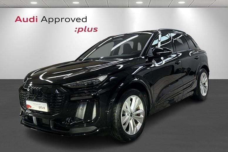 Sortmetal Brugt 2025 Audi Q6 e-tron Performance SUV | 669.900 kr. (Fair pris) - Billede 1/4