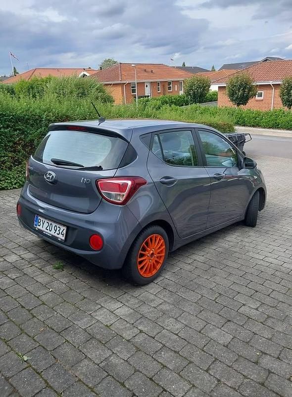 Brugt Hyundai i10 67 HK (49 kW) 2018 Grå Hatchback