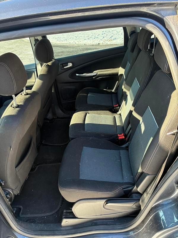 Brugt Ford S-MAX Collection 140 HK (102 kW) 2010 Grå MPV