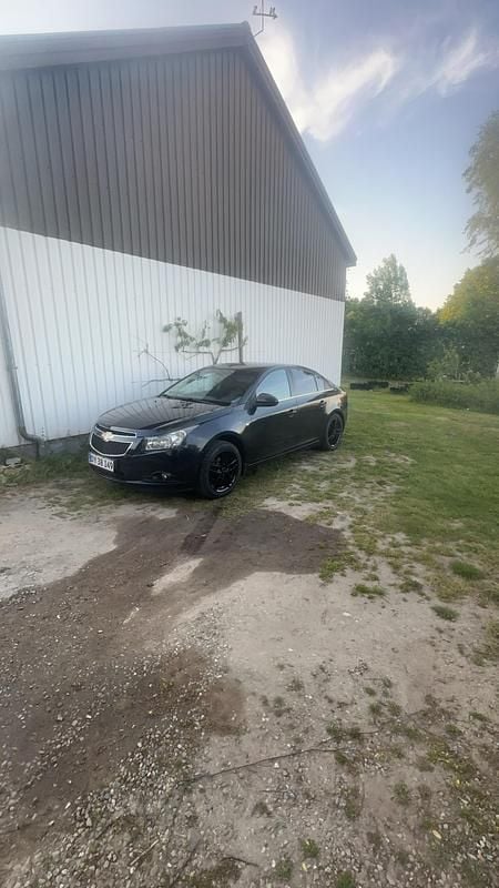 Sort Brugt 2010 Chevrolet Cruze LT Sedan | 40.000 kr. (Fair pris) - Billede 1/6