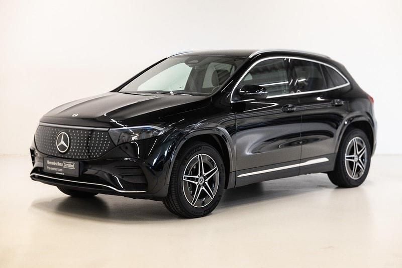 Farve: sort Brugt 2025 Mercedes EQA350 AMG SUV | 319.900 kr. (Fair pris) - Billede 1/4