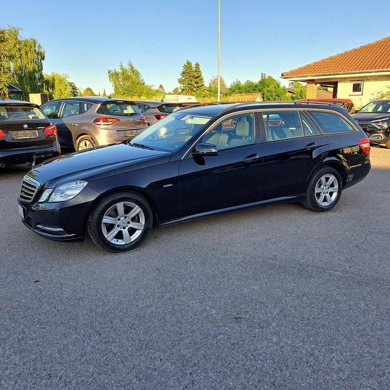 Sortmetal Brugt 2012 Mercedes E220 Stationcar | 99.900 kr. - Billede 1/4